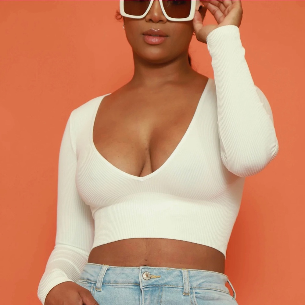 White Ribbed Long-Sleeve Crop Top